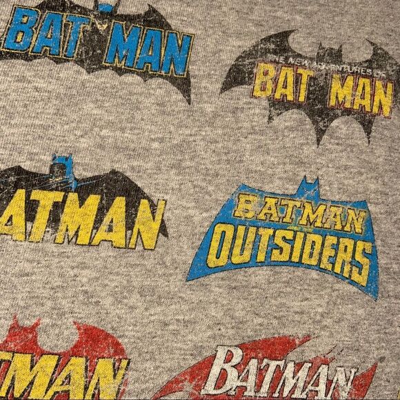Sz Medium DC Batman Grey T Shirt - Picture 3 of 5